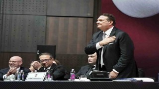 Hasan Arat, Beşiktaş Kulübü başkanlığından istifa etti