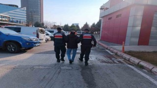 Hırsızlık suçundan 14 yıl hapis cezası bulunan zanlı yakalandı