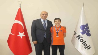 İhlas Koleji öğrencisi Karate Şampiyonasında gümüş madalya kazandı