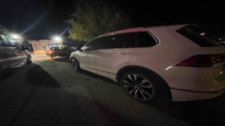 İki motosiklet ve bir otomobil çarpıştı: 3 yaralı