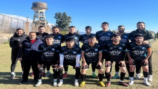 İmam Hatipliler Gençlikspor devreye namağlup lider girdi