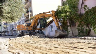 İncirliova Zafer Mahallesinin en büyük iki caddesi yenileniyor