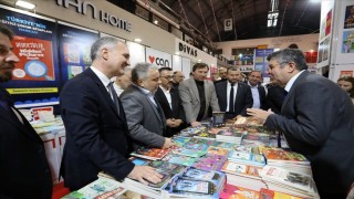 İnegöl Belediyesi 8. Kitap Fuarı başladı