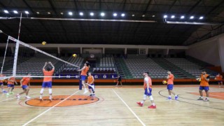 İnegöl Belediyespor Yenişehir Belediyeye hazırlanıyor