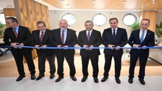 İş Bankası ilk turizm şubesini Antalyada açtı