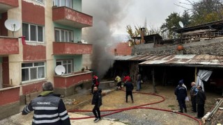 Ispartada odunlukta çıkan yangın söndürüldü