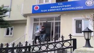 İstanbul ticari taksi sürücünü silahla tehdit eden şahıs yakalandı