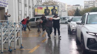 İzmirde 1 bebeğin öldüğü zehirlenme olayıyla ilgili 3 şüpheli adliyede