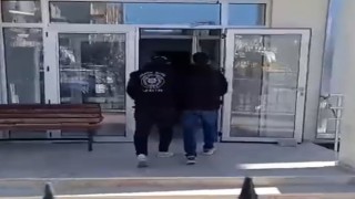 İzmirde kaçak bahis suçlusu kıskıvrak yakalandı