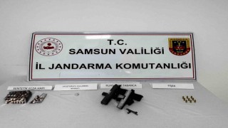 Jandarma ekiplerince silah ve uyuşturucu ele geçirildi
