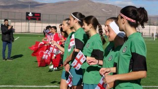 Kadın futbolunda Gürcistan ile dostluk maçı