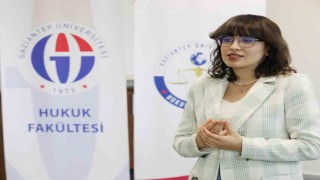 Kadına yönelik şiddeti önleme akran eğitimi programı GAÜNde hayata geçirildi