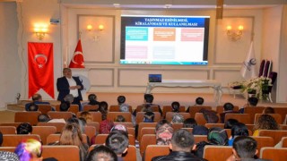 Kahramankazan Belediyesinden personeline tasarruf eğitimi