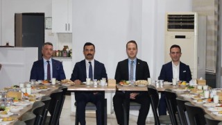 Kahtade emniyet müdürü Sezere veda yemeği