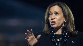 Kamala Harris, Başkanlık Seçimini Kazanan Donald Trump'ı Tebrik Etti