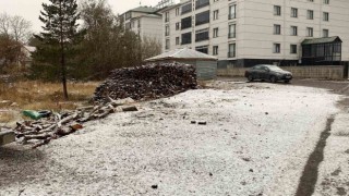 Karlıovaya mevsimin ilk karı düştü