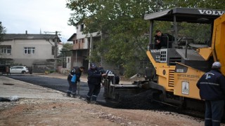 Kartepede 3 sokağa 750 ton asfalt