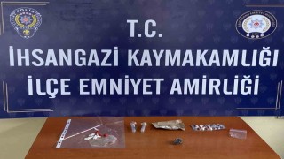 Kastamonuda uyuşturucu operasyonu: 3 gözaltı
