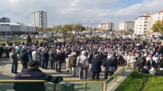 Kastamonudan kutsal topraklara giden umreciler dualarla uğurlandı