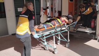 Kavşakta feci kaza: 5 yaralı
