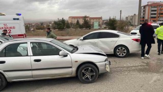 Keşanda iki otomobilin çarpıştığı kazada 1 kişi yaralandı
