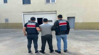Kesinleşmiş 15 yıl cezası bulunan uyuşturucu taciri yakalandı