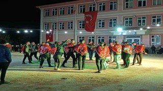 ‘Kınalı Kuzular asker eğlencesinde moral depoladı