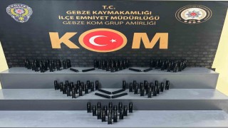 Kocaelide 98 tabanca sürgü takımı ele geçirildi