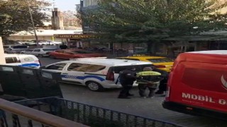 Konak polisi azılı dolandırıcıyı yakaladı