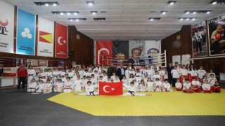 Körfezde 150 genç sporcu kuşak atladı