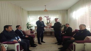 Köyceğizde şehit babası emekli öğretmen Uysal unutulmadı