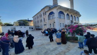 Köyceğizde umreciler dua ve tekbirlerle uğurlandılar