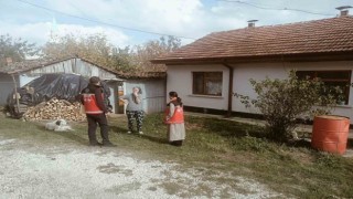 Köylerinde çıkan yangından etkilenen vatandaşlara psikososyal destek