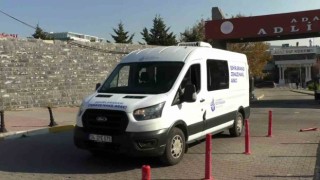 Küçükçekmecede ölen çocuğun cenazesi Adli Tıp Kurumundan alındı