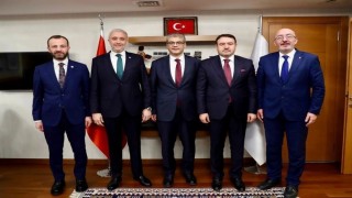 Kütahya Valisi ve milletvekillerinden Başkan Aydına tebrik ziyareti