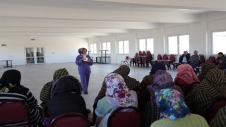 Kütahyada Enne Sosyo-Kültür Merkezinde Aile Eğitimi
