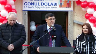 Kütahyada ihtiyaç sahipleri için Gönül Dolabı