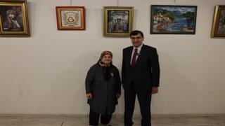Kütahyada kağıt rölyef sergisi