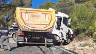 Labranda yolunda tır kazası: 1 yaralı
