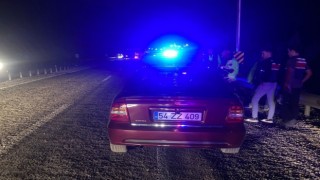 Lastiği patlayan araca yardım için duranlara otomobil çarptı: 2 ölü, 4 yaralı