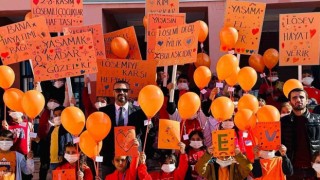 Lösemili çocuklar haftasında ‘Turuncu yürüyüş etkinliği düzenlendi