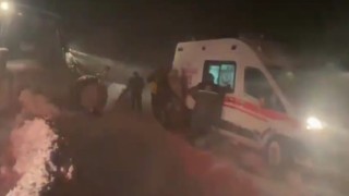 Malatyada dağda mahsur kalan 2 çoban ile 16 araç kurtarıldı