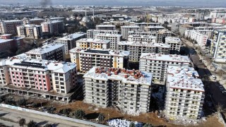 Malatyada depremin izleri siliniyor