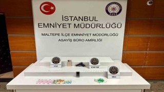 Maltepede uyuşturucu operasyonu: Klima motorunun içerisine zulalanmış