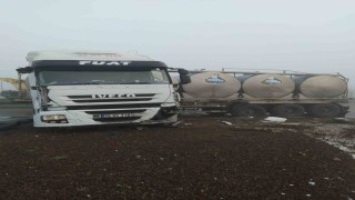Manyas-Gönen Yolu kavşağında trafik kazası: 1 yaralı