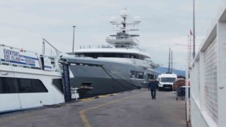 Mega yat ‘Cloudbreak Fethiyede 135 bin litre yakıt aldı