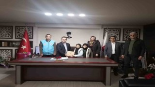 Mehmet Akif Ersoy Ortaokulundan Filistine destek