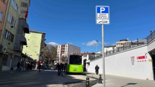 Mehmet Ali Paşa Camiye cenaze otobüsü park alanı