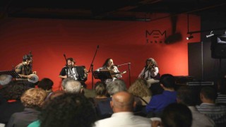 MEM Sahnede Balkan rüzgarı esti