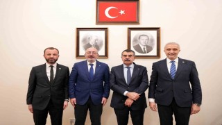 Milli Eğitim Bakanı Yusuf Tekine Kütahyanın talepleri iletildi